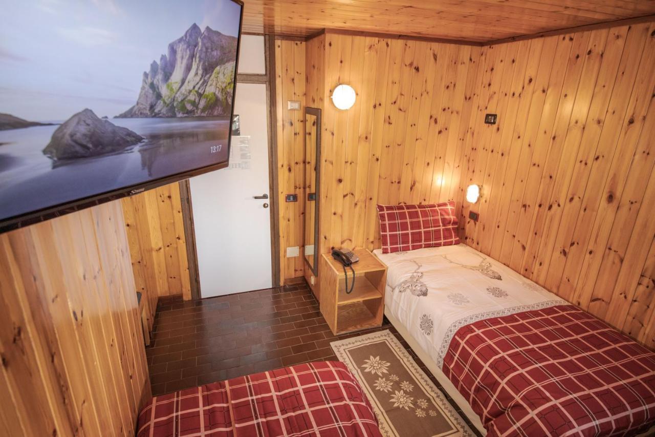 Albergo Quarto Pirovano ปัสโซ สเตลวิโอ ภายนอก รูปภาพ